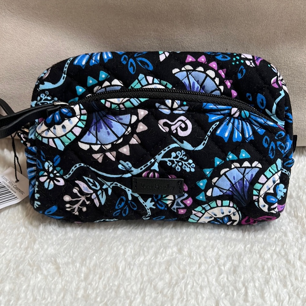 Vera Bradley. Mini cosmetics bag. New with tags.